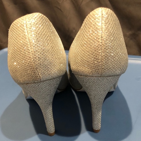 Cinderella heels - Picture 4 of 8